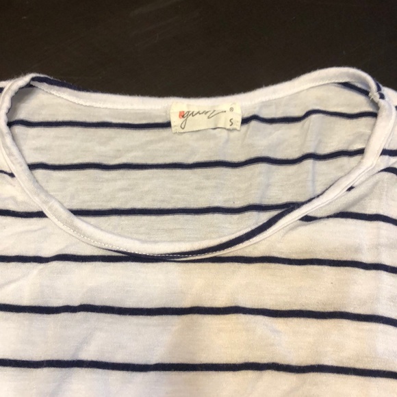 Glitz size small striped Tee with sleeve cutouts - Picture 3 of 4